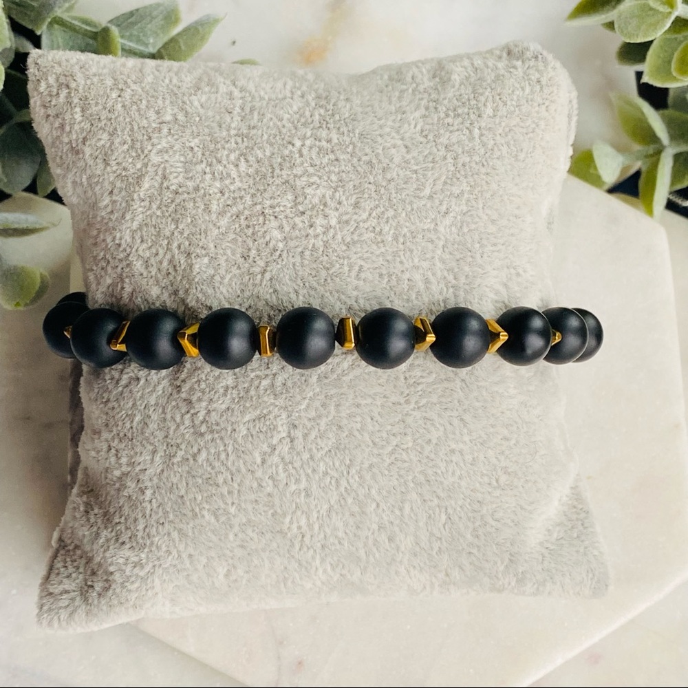 Men Matte Onyx Bracelet 8mm round beads Adjustable Cord Macrame